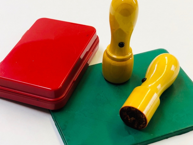 離婚時の姓・戸籍の変更手続きとは？子どもの氏変更までわかりやすく解説